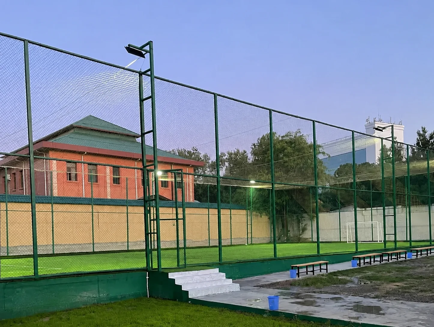 128-школа, у метро Миллий бог, Чиланзарский, Ташкент